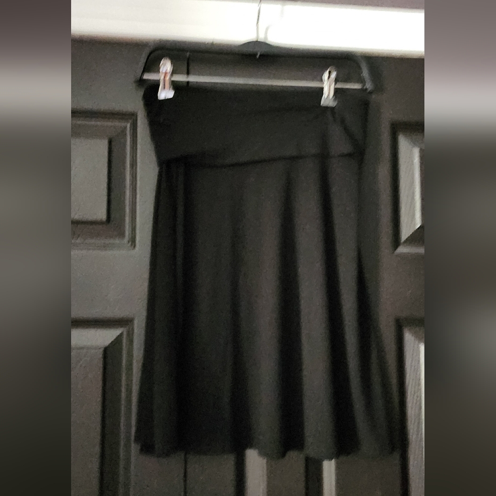 Old Navy Black A-Line Knee-Length Skirt for Casual Wear